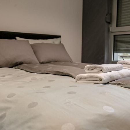 Miha Apartment Belgrado Buitenkant foto