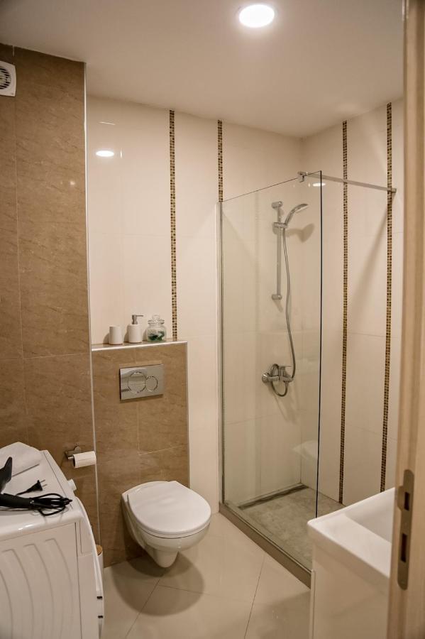 Miha Apartment Belgrado Buitenkant foto