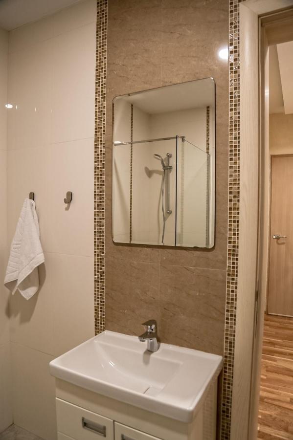 Miha Apartment Belgrado Buitenkant foto